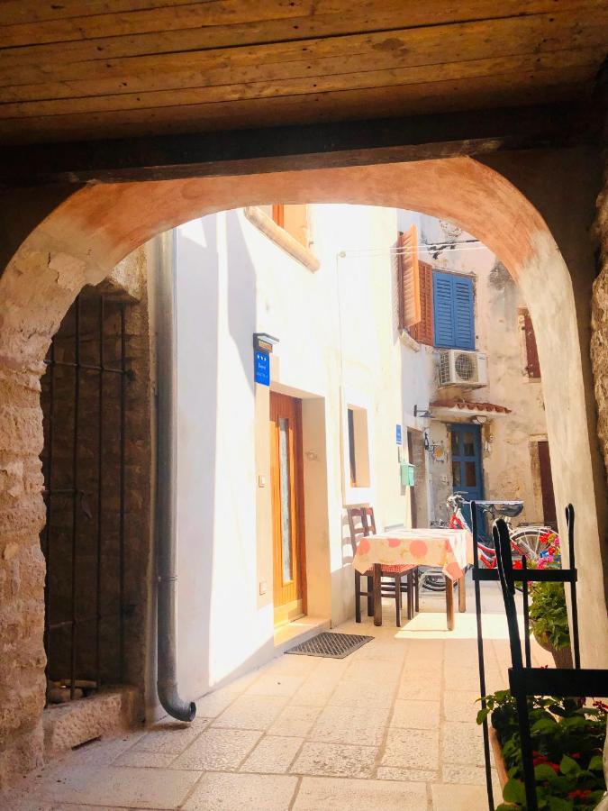 Istrian Stone House In The Heart Of The Beautiful Fishing Village Fazana - Only Few Steps From The Sea And The Wonderful Beach - Incl Plasma-Quad-Plus-Filter Against C O V I D Esterno foto