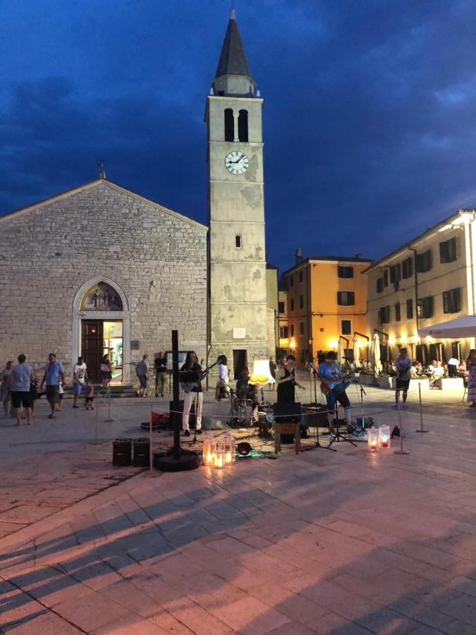 Istrian Stone House In The Heart Of The Beautiful Fishing Village Fazana - Only Few Steps From The Sea And The Wonderful Beach - Incl Plasma-Quad-Plus-Filter Against C O V I D Esterno foto